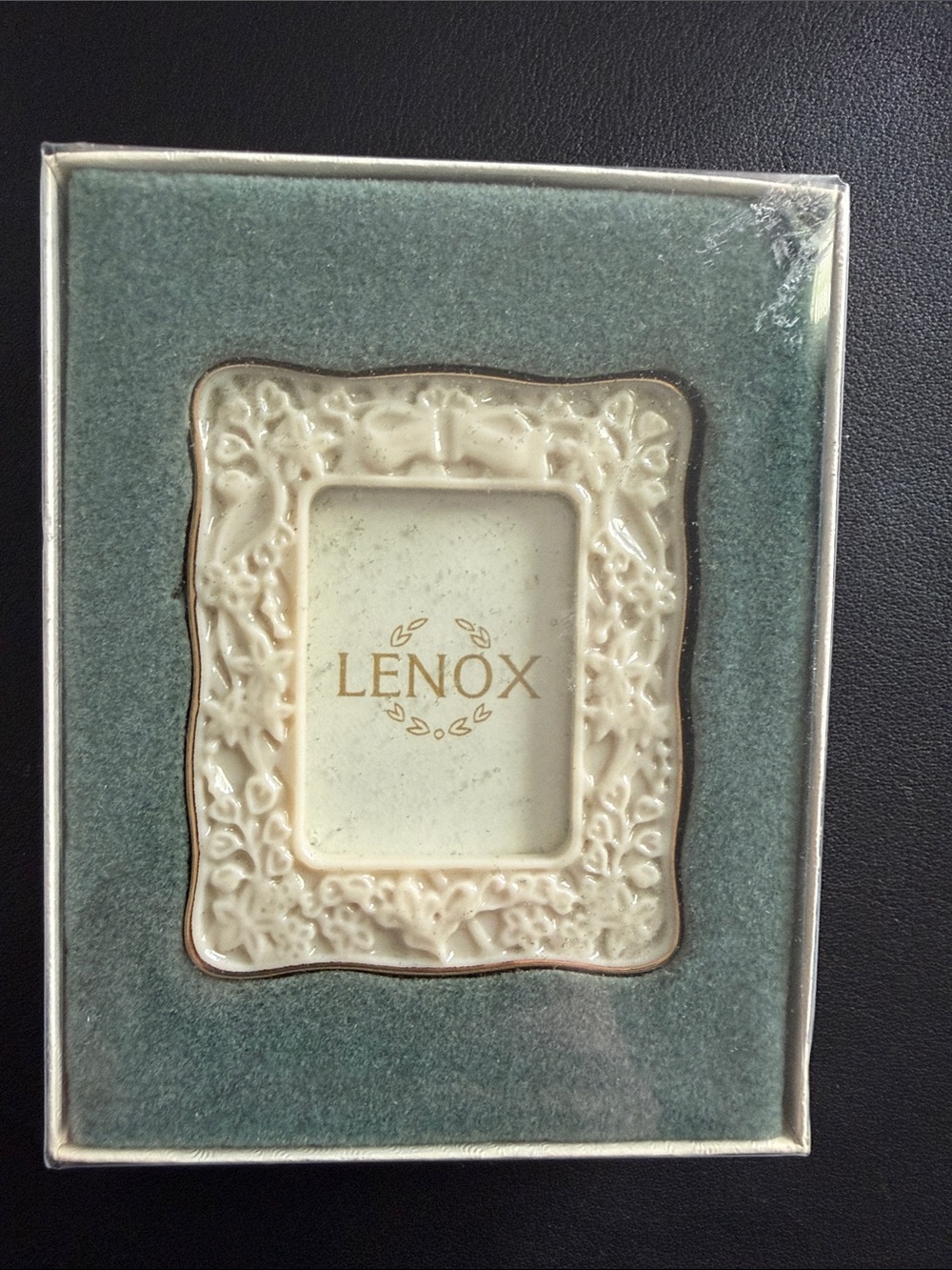 Lenox Cream Porcelain Floral Mini Frame with Gold Trim